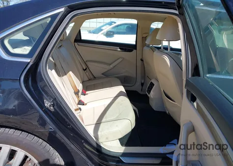 2017 Volkswagen Passat 1.8T Se из США, поврежденный, VIN 1VWGT7A39HC067078